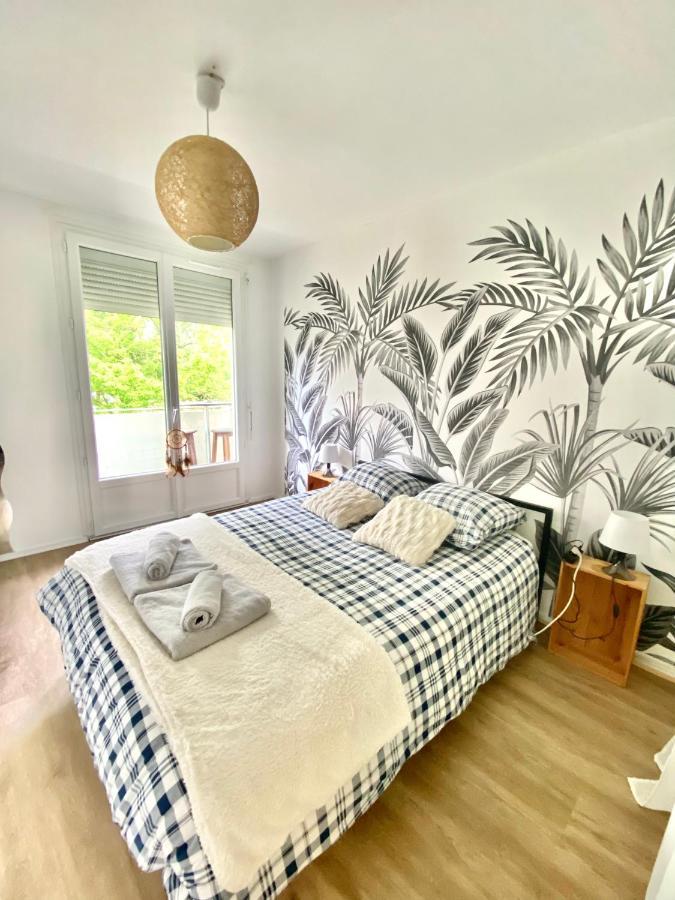 Superbe Appartement Au Calme Avec Parking Gratuit. Merignac  Exterior photo