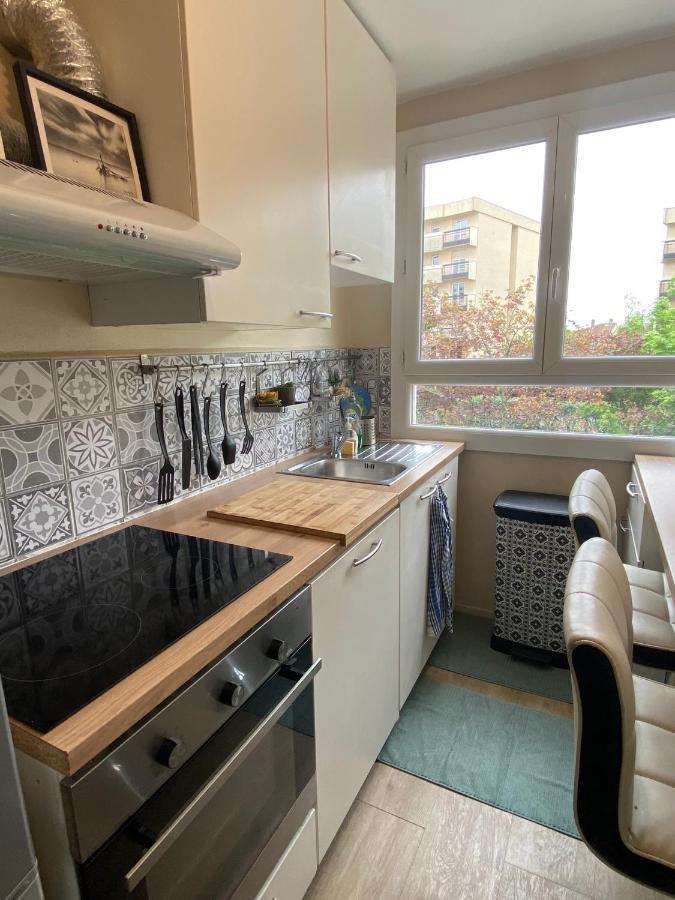 Superbe Appartement Au Calme Avec Parking Gratuit. Merignac  Exterior photo